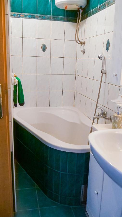 One Bedroom Apartment With Terrace And Seaview - B سيفيد المظهر الخارجي الصورة